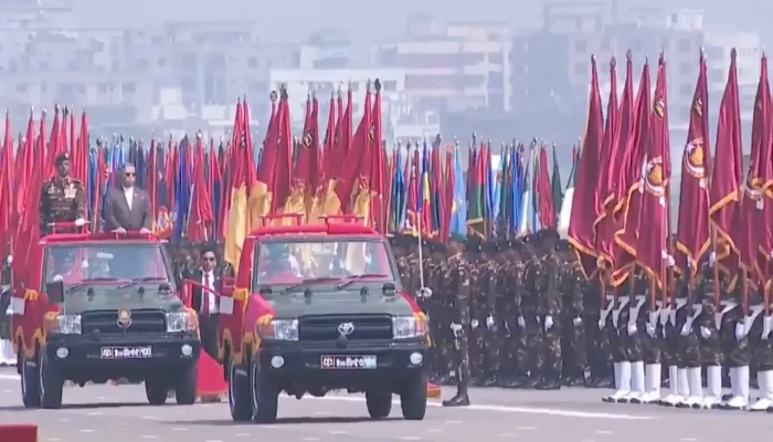১৮ বছর পর কুচকাওয়াজের মধ্য দিয়ে স্বাধীনতা দিবস উদযাপন