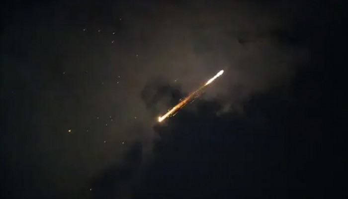 ইরানের ক্ষেপণাস্ত্র হামলায় ১২ ইসরায়েলি আহত