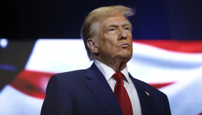 ইরানের জ্বালানি তেলের নিয়ন্ত্রণ নিতে চাই: ট্রাম্প