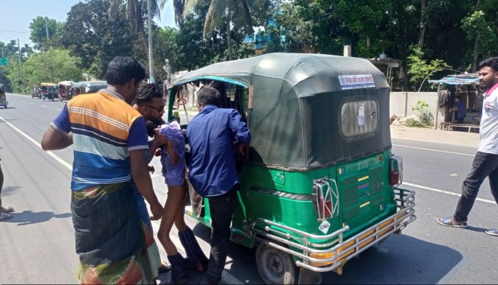 রাজশাহী নাটোরে ট্রাকচাপায় পঞ্চম শ্রেণির শিক্ষার্থীর মৃত্যু