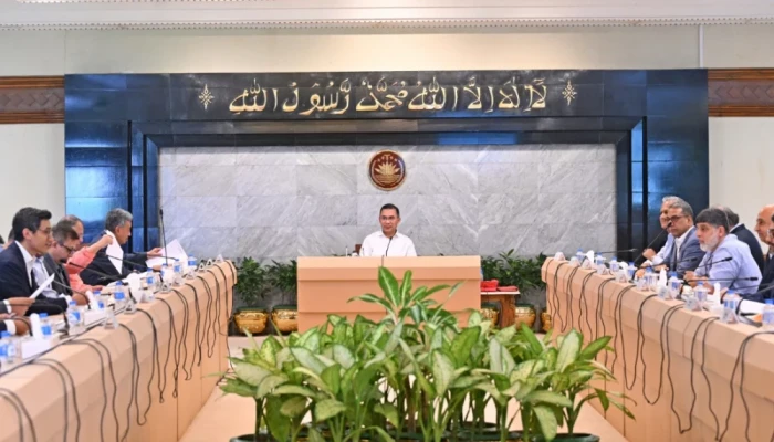 নিরবচ্ছিন্ন জ্বালানি সরবরাহের নিশ্চয়তা চেয়েছেন ব্যবসায়ীরা: অর্থমন্ত্রী