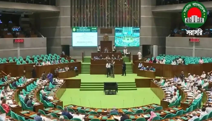 সরকারি চাকরিতে প্রবেশের সর্বোচ্চ বয়সসীমা ৩২ বছর, সংসদে বিল পাস