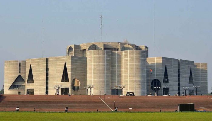 সংসদের কেনাকাটায় ‘হরিলুটের’ অভিযোগ তদন্তে কমিটি, বিল পরিশোধ স্থগিত