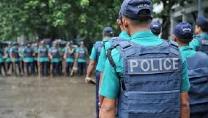 একযোগে পুলিশের ৬ কর্মকর্তাকে বদলি