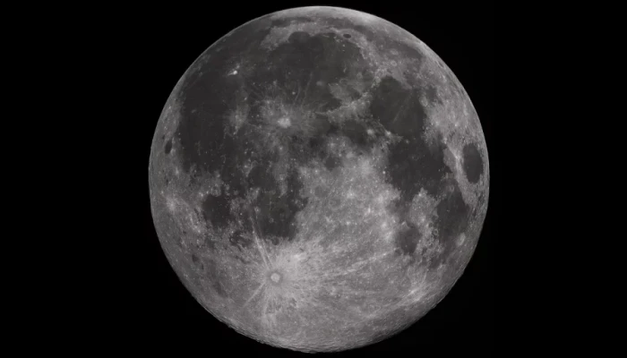 চাঁদে বিরল খনিজ আবিষ্কার চীনা বিজ্ঞানীদের