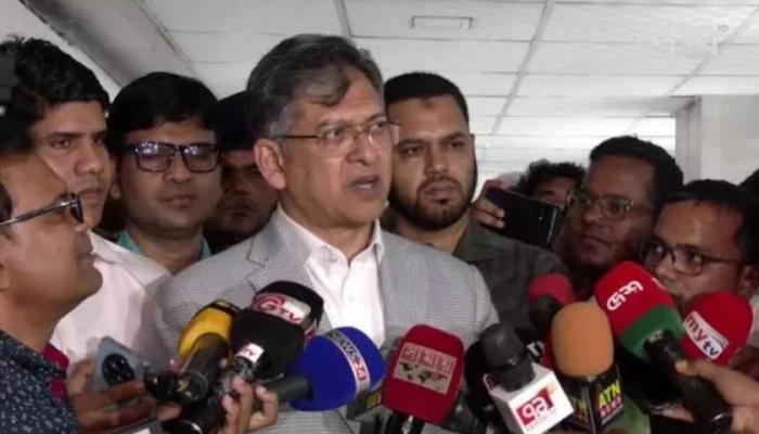 ৬ জেলায় সেনা মোতায়েন: আইনশৃঙ্খলা নিয়ে যা বললেন স্বরাষ্ট্রমন্ত্রী