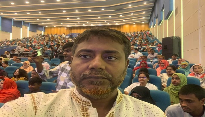 সারা দেশের শ্রেষ্ঠ ইউপি চেয়ারম্যান: তেঁতুলিয়ার গৌরব কামরুল