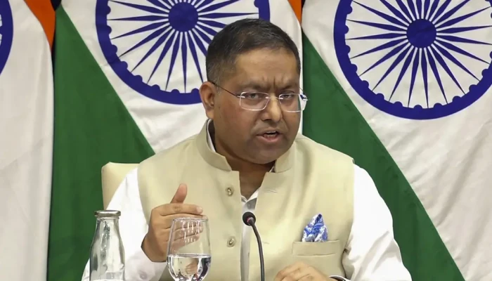 শেখ হাসিনাকে ফেরত পাঠানোর অনুরোধ খতিয়ে দেখা হচ্ছে: জয়সওয়াল