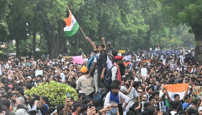 ককরোচ আন্দোলনকারীদের সঙ্গে আলোচনার প্রস্তাব মোদি সরকারের