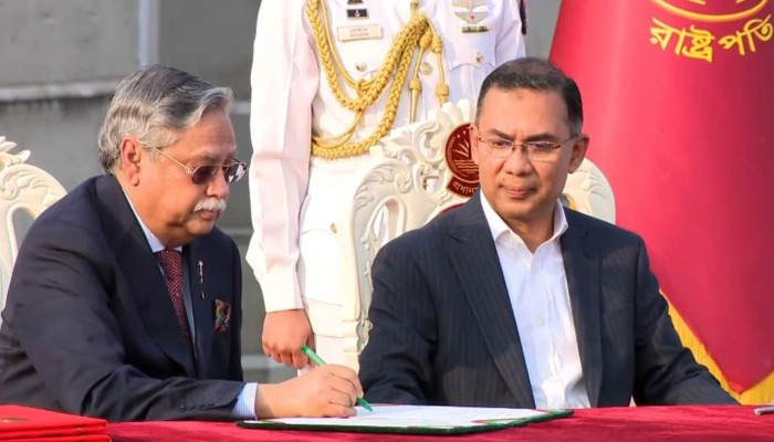পদত্যাগের সিদ্ধান্ত প্রধানমন্ত্রীকে আগেই জানিয়েছিলেন রাষ্ট্রপতি