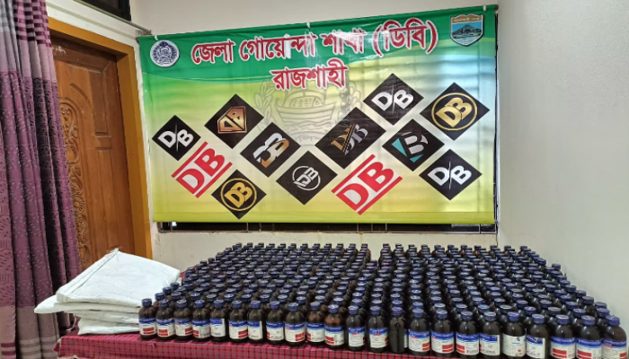রাজশাহীতে ৪০০ বোতল অবৈধ মাদকদ্রব্য এস্কাফ উদ্ধার