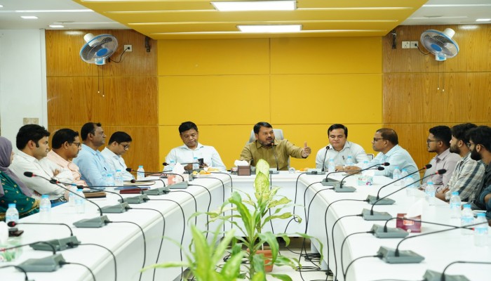 প্রশাসক মাহফুজুর রহমান রিটন মহোদয়ের উদ্যোগে রাসিকে প্রথমবারের মতো ইন্টার্নশিপের সুযোগ পেলেন রুয়েট শিক্ষার্থীরা