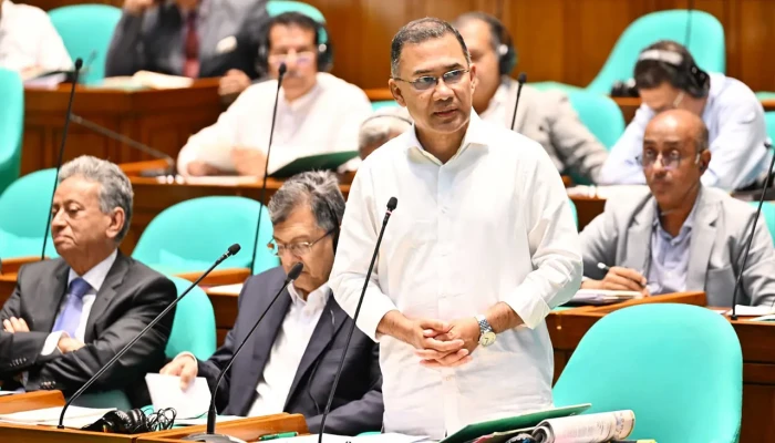 বিদ্যুৎ-গ্যাস সংকটে কারখানা বন্ধের প্রতিবেদন নাকচ প্রধানমন্ত্রীর