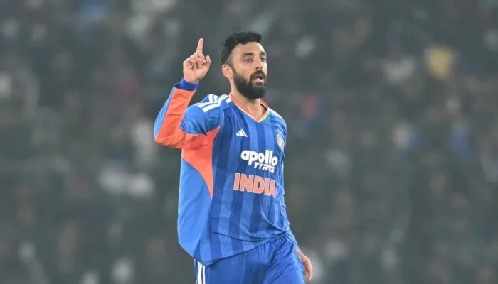 আফগানিস্তান সিরিজ থেকে ছিটকে গেলেন বরুণ চক্রবর্তী