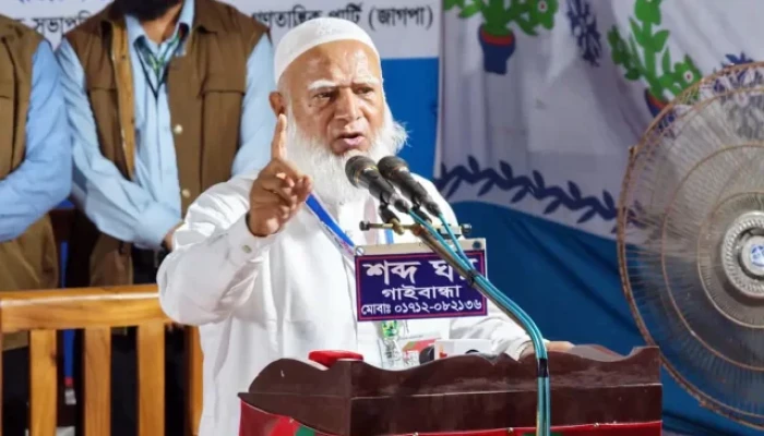 ‘এই লং মার্চ কোনো দলের নয়, ১৮ কোটি মানুষের দাবি আদায়ের লং মার্চ’
