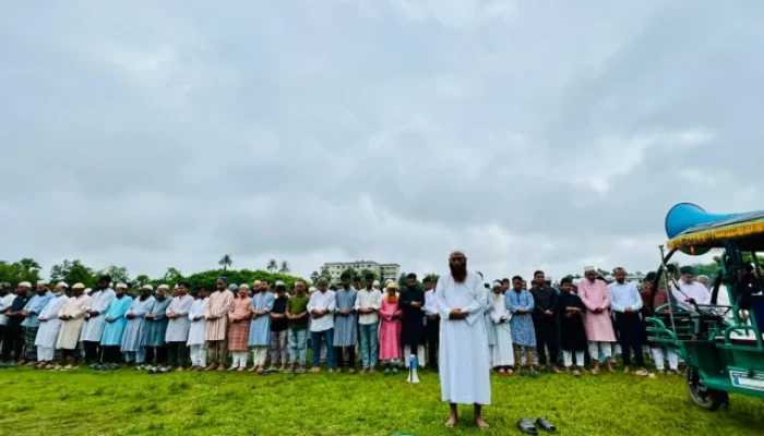 অপ্রতিমের প্রথম জানাজা সম্পন্ন
