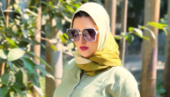 ‘তিন নম্বর জন’ নিয়ে নতুন পোস্ট, যে ইঙ্গিত দিলেন পরীমনি