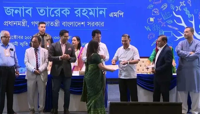 বিশ্ব শিক্ষক দিবসে গুণী শিক্ষকদের সম্মাননা দিলেন প্রধানমন্ত্রী
