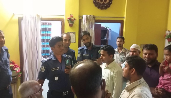 রাণীশংকৈলে স্কুল পরিচালকের বাসায় দুর্ধর্ষ চুরি, টাকা ও স্বর্ণালংকার লুট