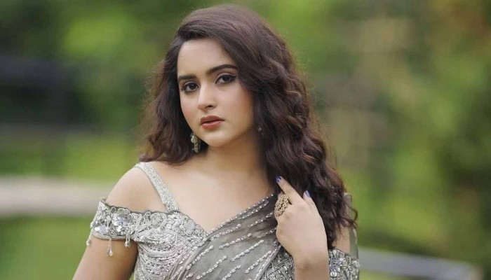 বিয়ে নিয়ে নিজের ভাবনা জানালেন কেয়া পায়েল