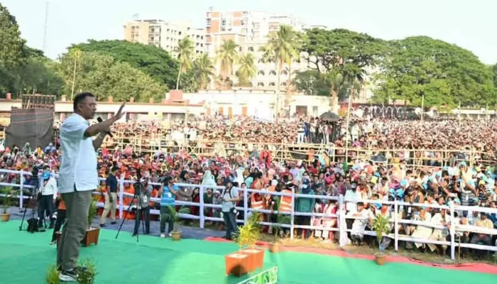 সীমান্তের ওপারের পয়সায় এখানে বসে অস্থিরতা তৈরির চেষ্টা করছে