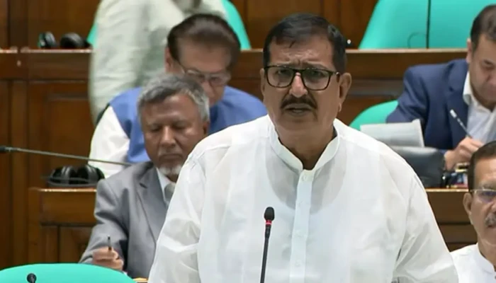 ভূমিমন্ত্রীর শারীরিক অবস্থার উন্নতি হয়েছে, আগের চেয়ে সুস্থ বোধ করছেন