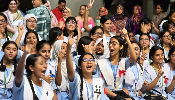 এইচএসসির ফল প্রকাশের তারিখ পরিবর্তন