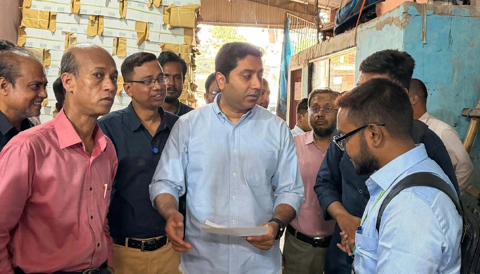 প্রাথমিকের সব পাঠ্যবই সরবরাহ বিষয়ে যে নির্দেশনা দিলেন প্রতিমন্ত্রী